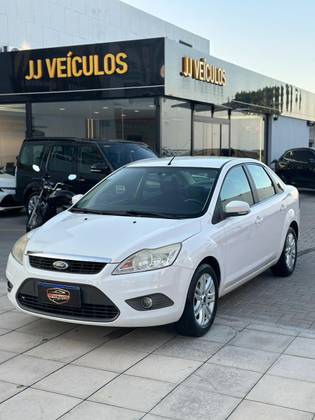 FORD FOCUS 1.6 GLX SEDAN 16V FLEX 4P MANUAL